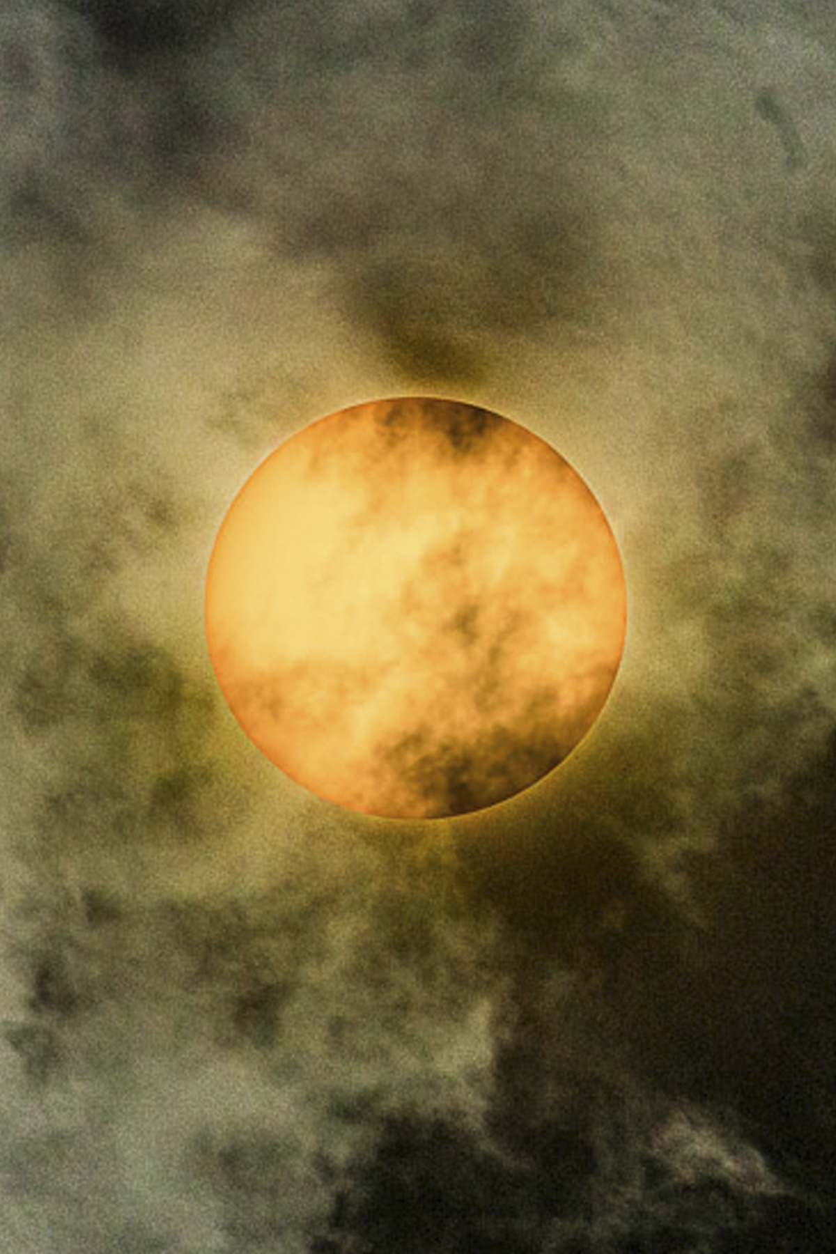 Eclipse vertical