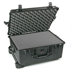 1610 Maleta Estanca Peli negra con ruedas y espuma